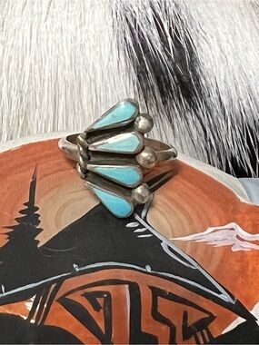 Vintage 1970’s Zuni  needle point ring